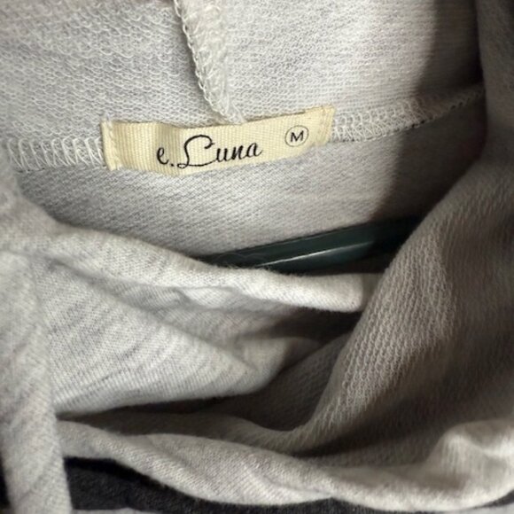 Long Sleeve Double - Hooded Hoodie - Picture 4 of 4